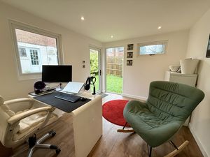 Photo 8- click for photo gallery